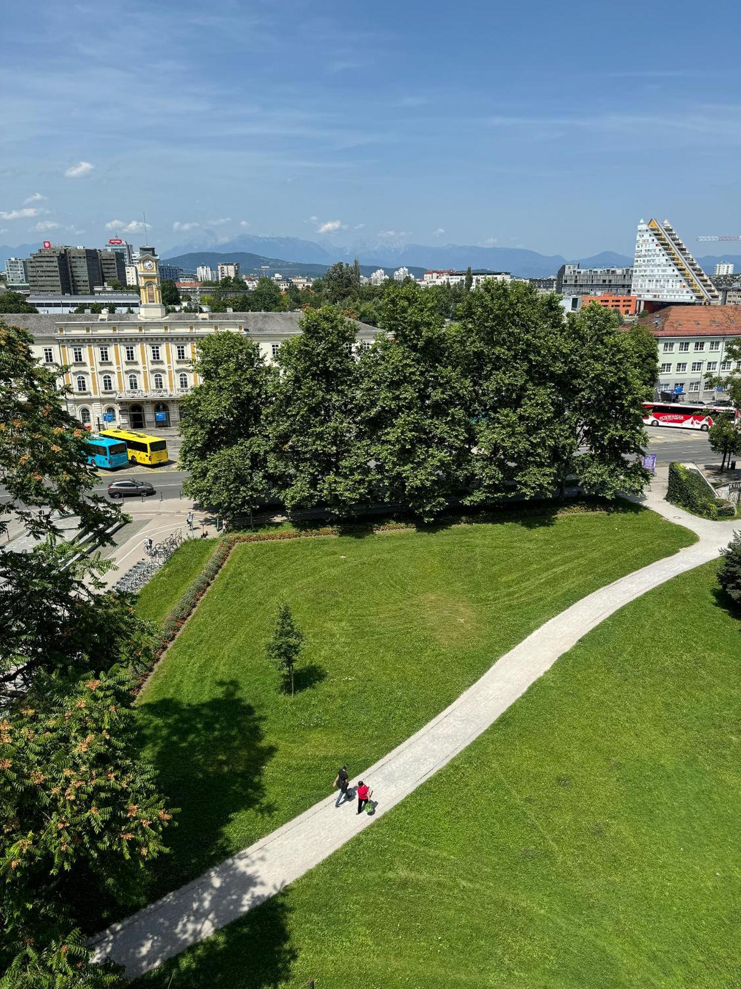 Luxe Penthouse With A Castle View Ljubljana