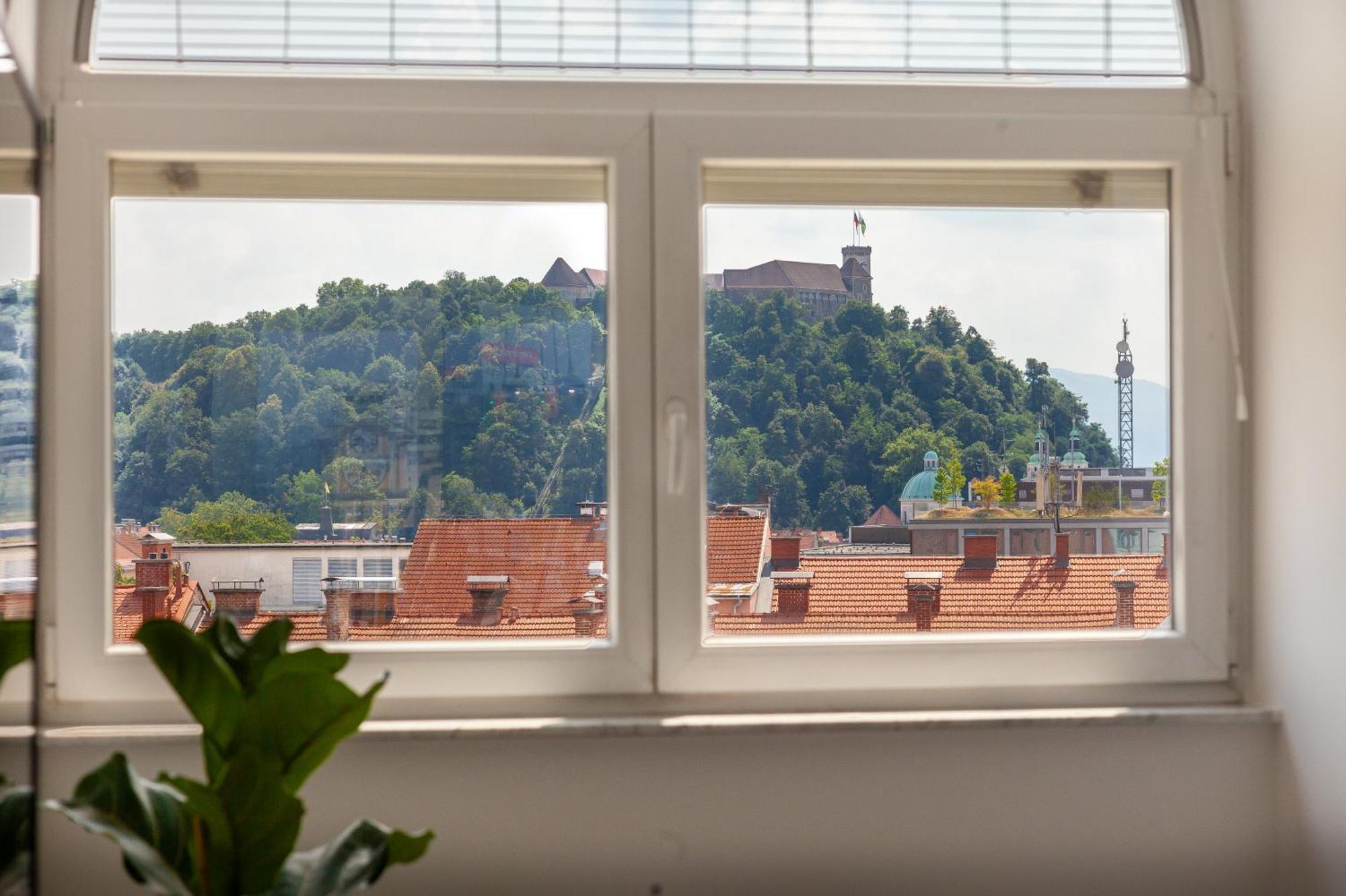 Luxe Penthouse With A Castle View Ljubljana